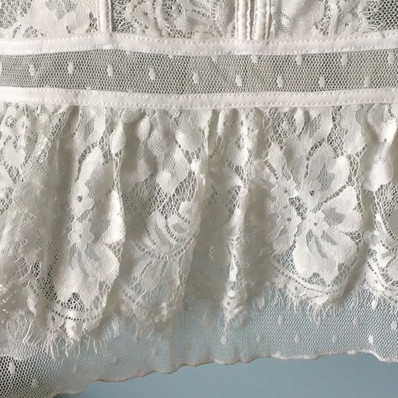 FREE PEOPLE BEAUTIFUL SHEER LACE TOP - Picture 14 of 16